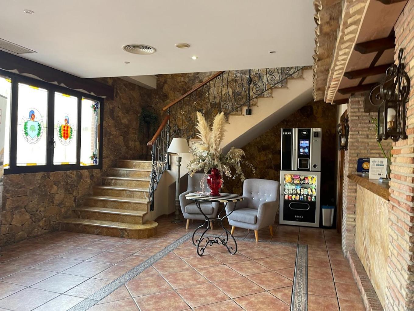 Hostal La Posada Торрельяно Екстер'єр фото